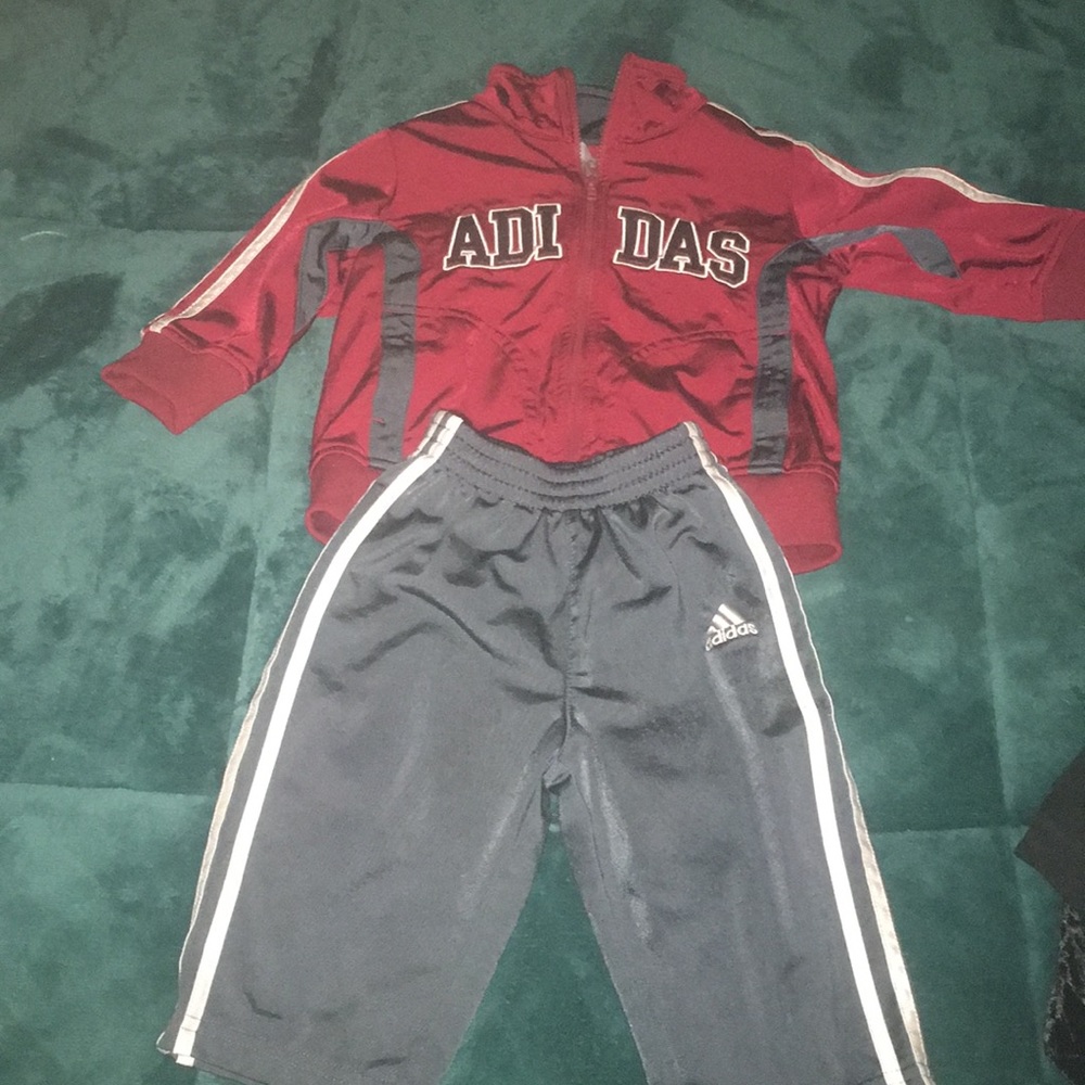 Adidas toddler sweatsuit